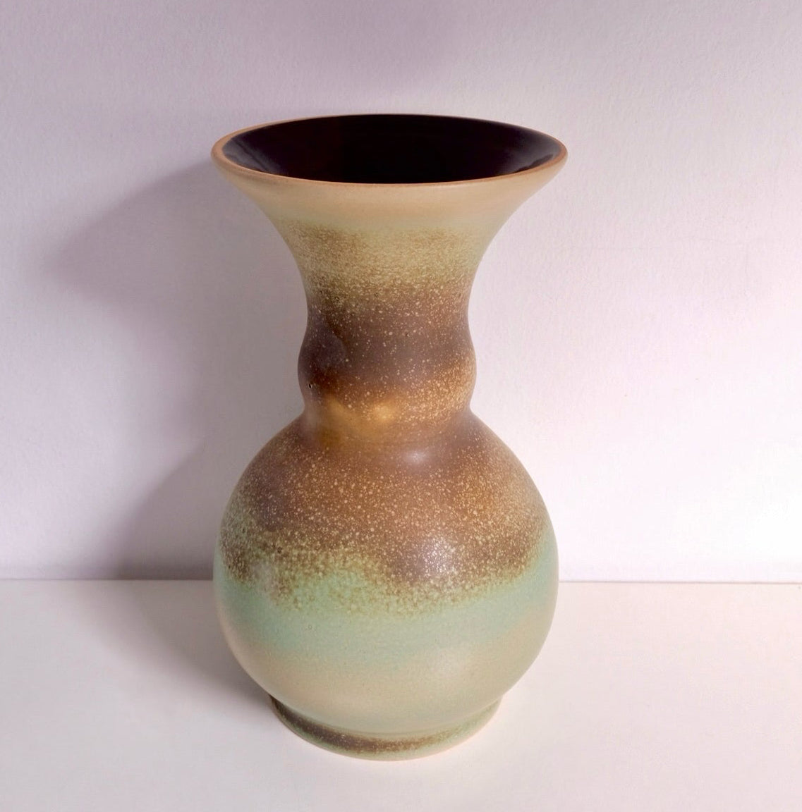 The Vase H29
