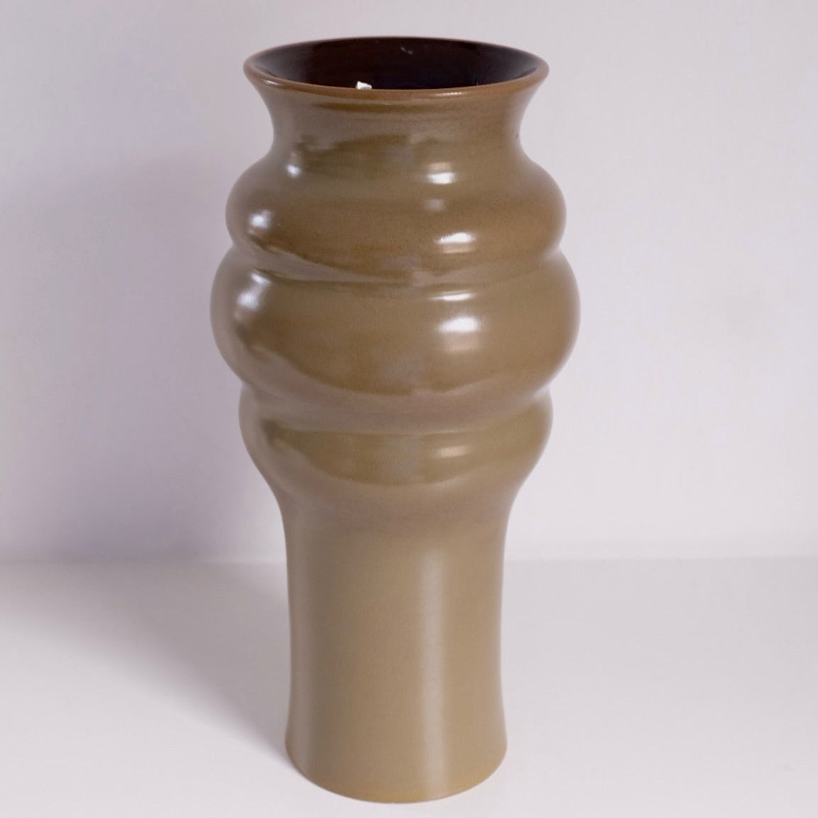 The Vase H33