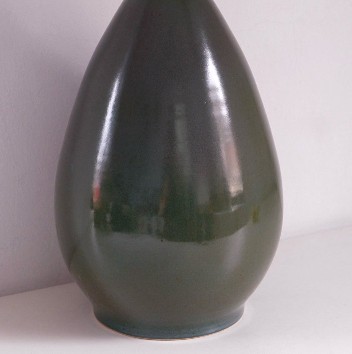 The Vase H37