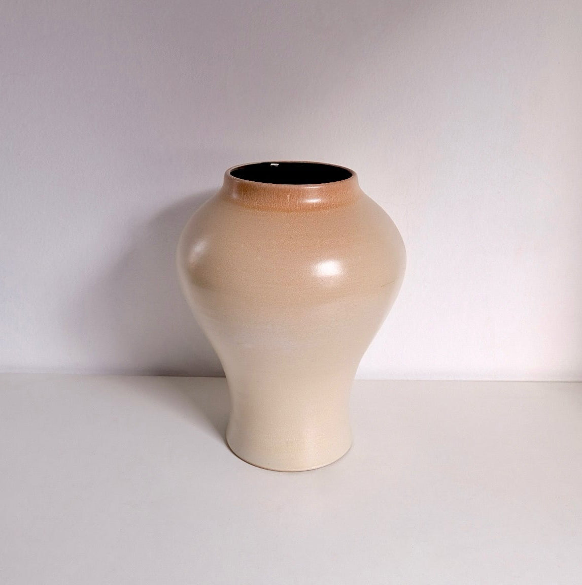 The Vase H29