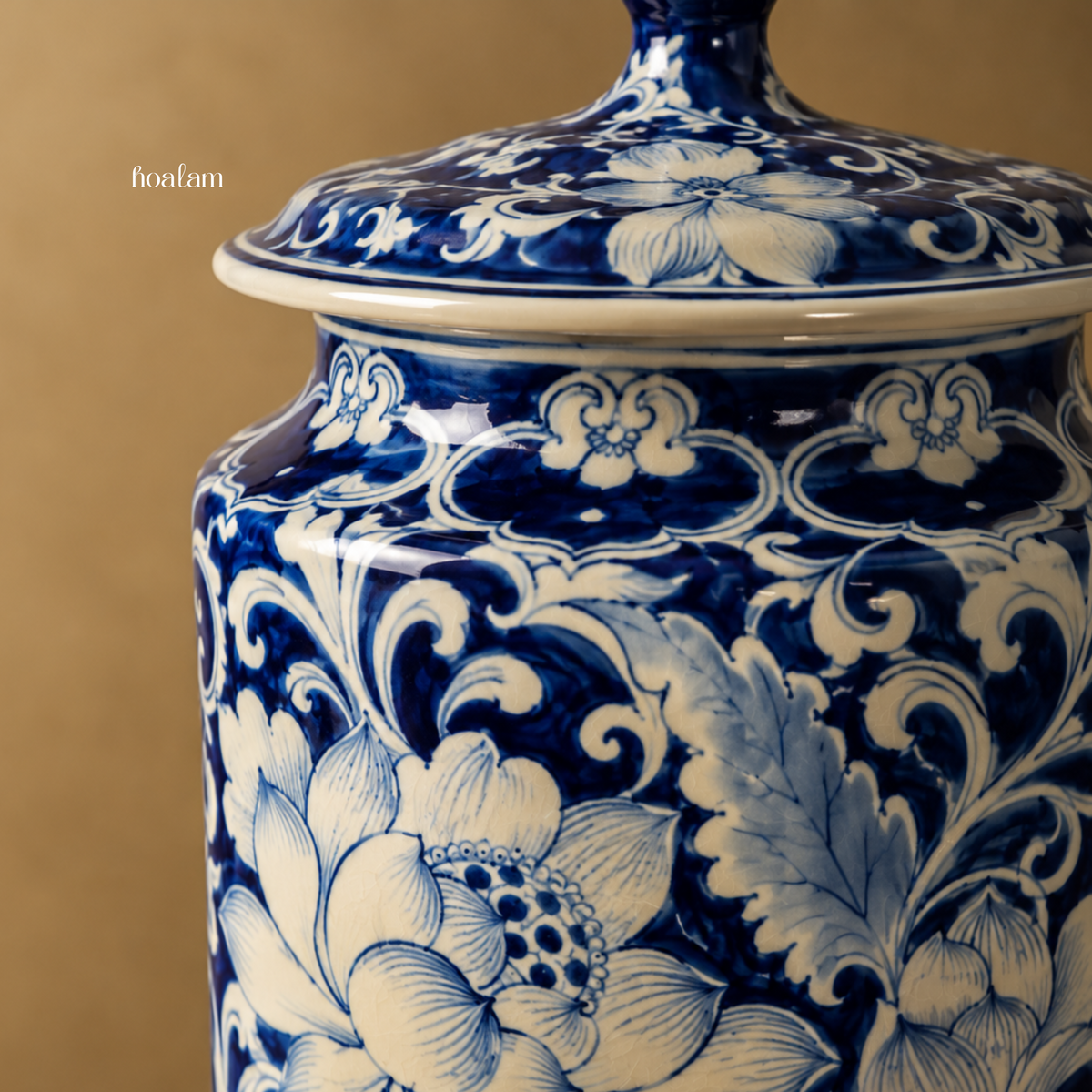 Choé Liên Hoa Cổ Ngoạn