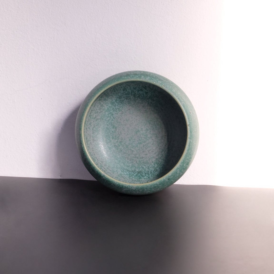 Rotund Bowl (Celadon)